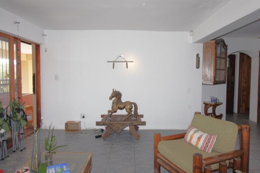7 Bedroom Property for Sale in Noorsekloof Eastern Cape